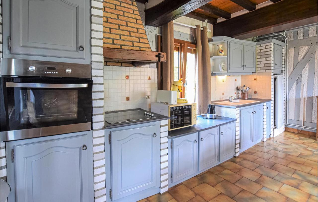 2 Bedroom Lovely Home In Marques Εξωτερικό φωτογραφία